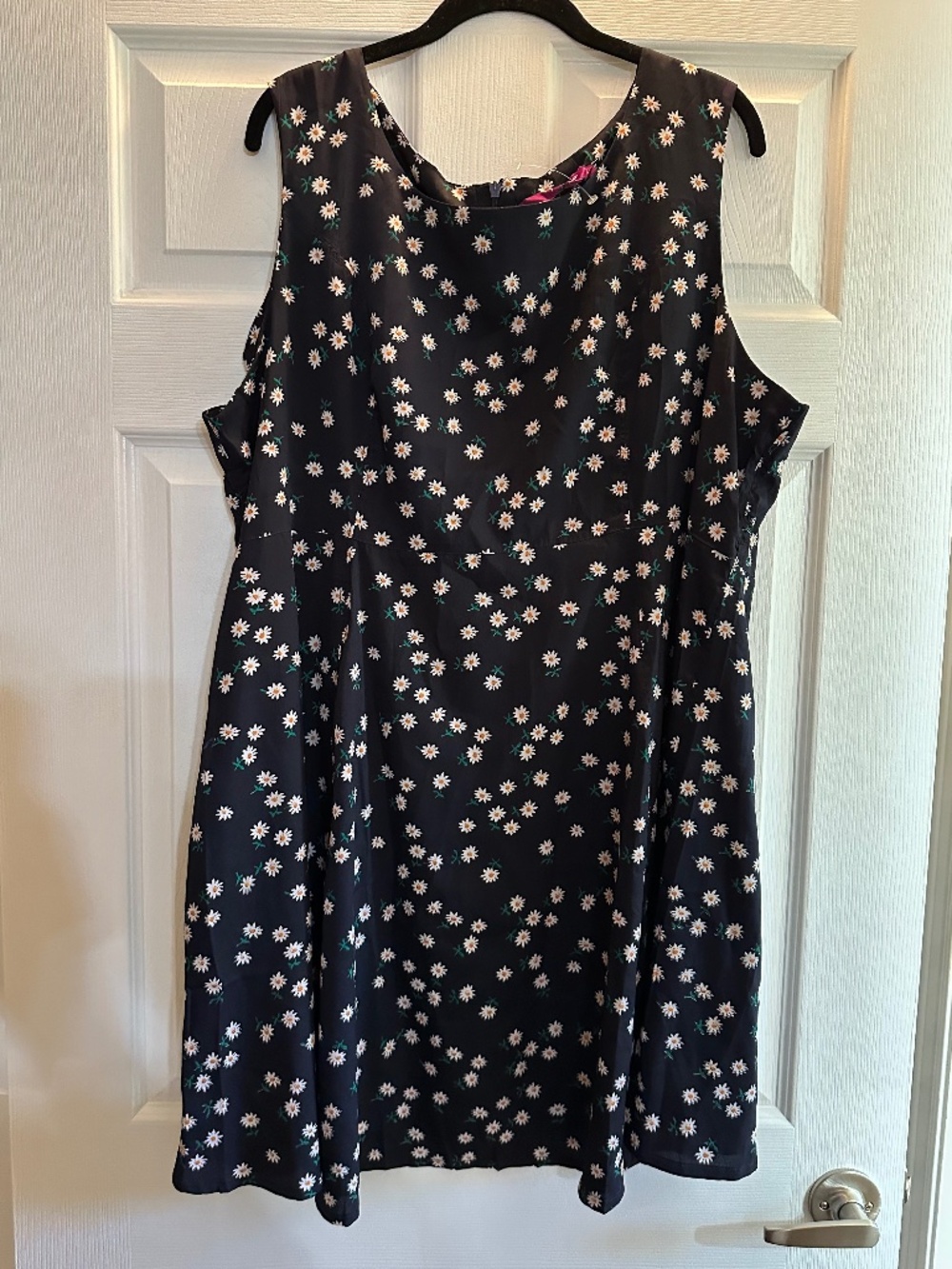 Navy Blue Daisy Floral Sleeveless Fit & Flare Dress Size 24 Fits Like 20